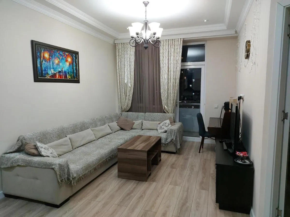 Apartment In Batumi Near The Sea